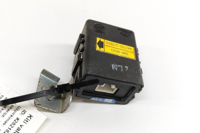 Releu HYUNDAI SANTA F&Eacute; I SM 2005 OEM: 94770-27920 28218235