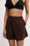 Answear Lab pantaloni scurti din bumbac culoarea maro, neted, high waist