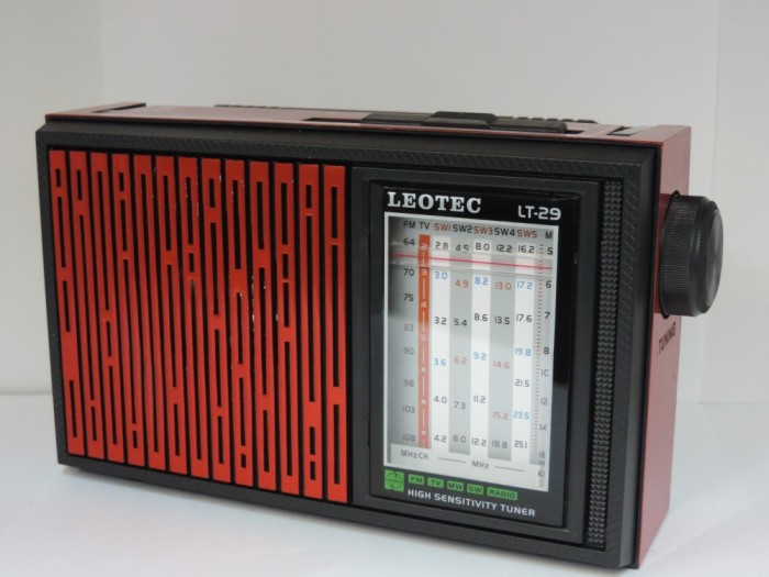 Radio portabil Leotec LT-29 WORLD RECEIVER Radio portabil Leotec LT-29 WORLD RECEIVER