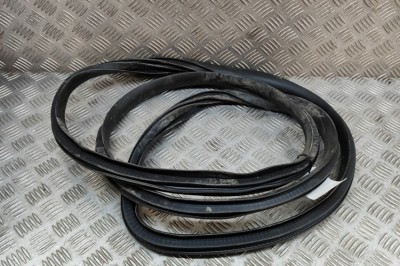 Garnitura ușă st&amp;acirc;nga față TESLA MODEL Y 2021 OEM: 1497673-00-B | 22912630 foto