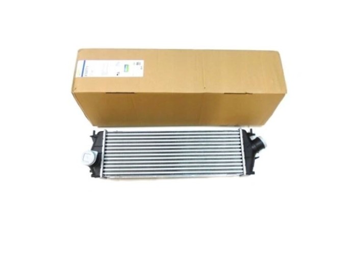 Radiator intercooler Valeo 818771