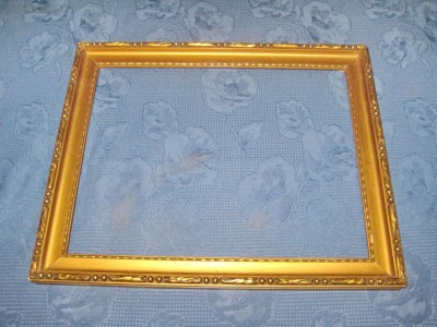 3902- Rama aurie veche din lemn. Ext.36.5/30. Int.32_25-r3cm. foto