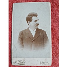 Fotografie tip CDV, barbat cu mustata, inceput de secol XX