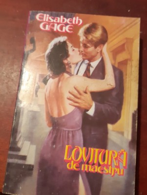 ELISABETH GAGE - LOVITURA DE MAESTRU foto