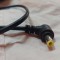 Incarcator/alimentator/adaptor CU CAMBLU SCURT SI MULT MAI GROS FATA DE CELE DE ALIMENTAT TELEFOANELE,se incarca de la priza de bricheta de la auto