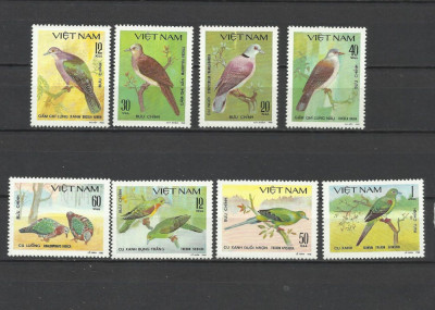 VIETNAM 1981 FAUNA PASARI PORUMBEI foto