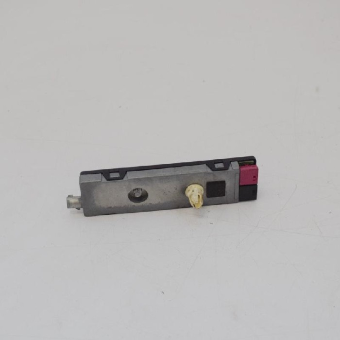 Amplificator de antena MERCEDES-BENZ C Coupe C204 2013 OEM: A2048200089 2873298