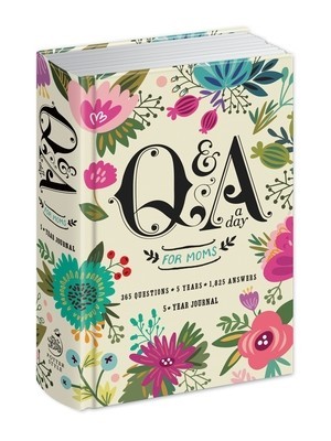 Q&amp;amp;A a Day for Moms: A 5-Year Journal foto