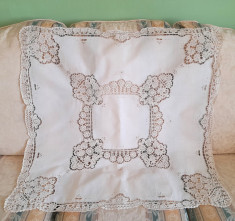 Fata de masa Vintage din bumbac broderie croset foto