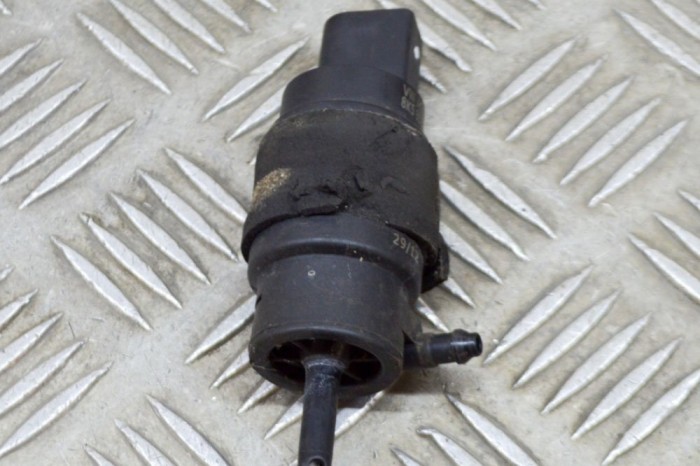 Motor rezervor lichid de parbriz AUDI A6 4G2, C7, 4GC 2012 OEM: 8K5955647 | 15226795