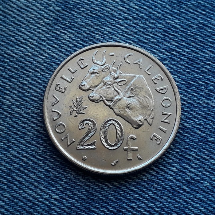 3g - 20 Francs 1972 Noua Caledonie / primul an de batere / Nouvelle Caledonie