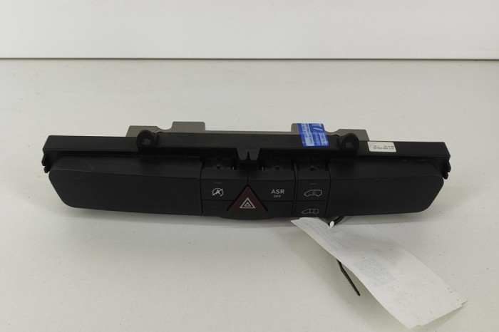 Panou de butoane VW CRAFTER 30-50 Furgon 2E_ 2016 OEM: A9068700310,A9068701910,A9064420023 | 27875854