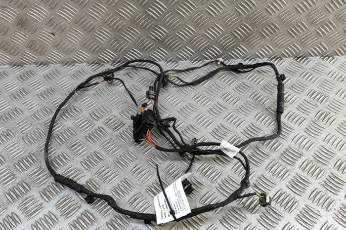Cablaj senzor de parcare spate BMW X7 G07 2023 OEM: 8727353 31087249