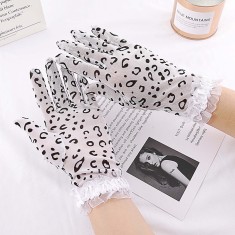 GL62-2 Manusi chic cu imprimeu animal print si dantela