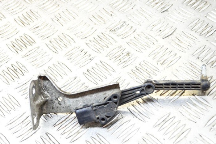 Senzor de nivel &icirc;nălțime st&acirc;nga spate TESLA MODEL S 2018 OEM: 1027971-00-A,6006523-00-B | 13694416