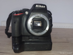 Nikon D1500 + battery grip + Nikon 18-140mm foto