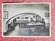 Fotografie tip carte postala, Scoala Centrala de Fete din Bucuresti, laboratorul de chimie, inceput de secol XX