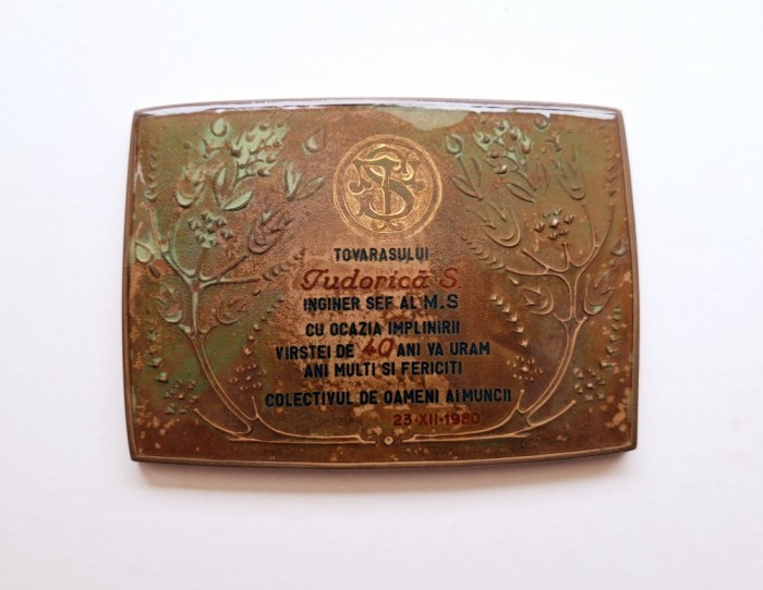 Respect muncitoresc turnat in bronz