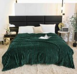 Cumpara ieftin Patura cocolino gofrata 200x230cm Jojo Home,verde inchis-F046