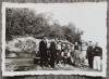 Grup cu automobil de epoca, Romania interbelica// fotografie, Romania 1900 - 1950, Portrete