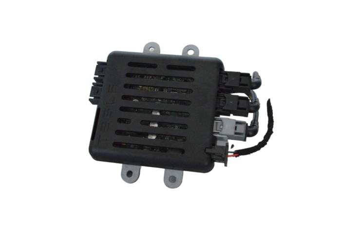 Alt modul de control TESLA MODEL X 2019 OEM: 1042829-00-F 25218877