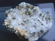 Specimen minerale - cuart, pirita si calcita (AT2)