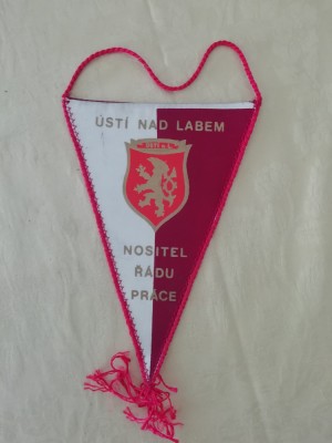M3 C7B - Tematica diverse - heraldica si culori nationale - Polonia foto