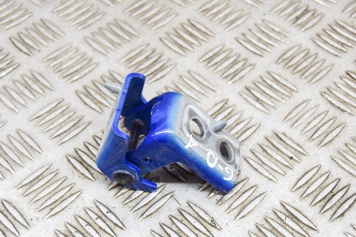 Balama ușă dreapta spate PEUGEOT 208 II UB_, UP_, UW_, UJ_ 2020 OEM: 1608322080 21615613