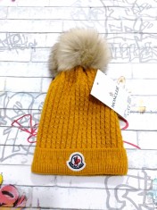 Caciula/Fes Moncler Unisex cu Mot foto