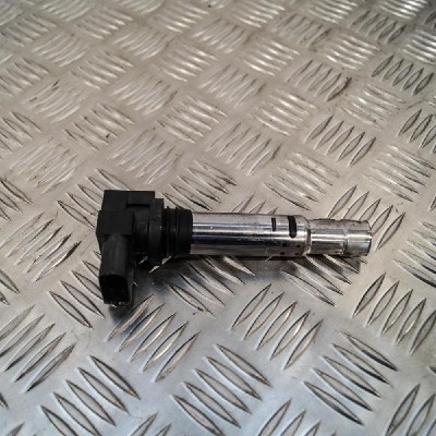 Bobina de inducție de &amp;icirc;naltă tensiune VW PASSAT B7 362 2012 OEM: 036905715C 2408711 foto