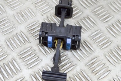Limitator ușă st&amp;acirc;nga față VW AMAROK 2H_, S1B 2019 OEM: 2H0249837 18785683 foto
