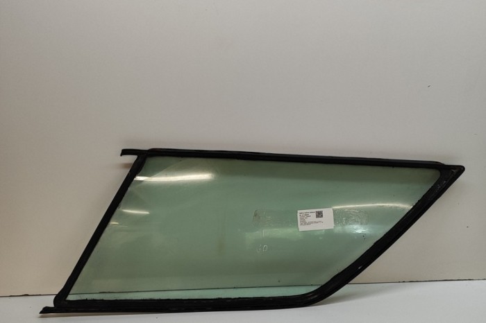 Geam lateral dreapta spate MERCEDES-BENZ E W124 1993 OEM: A1246730210 31228686