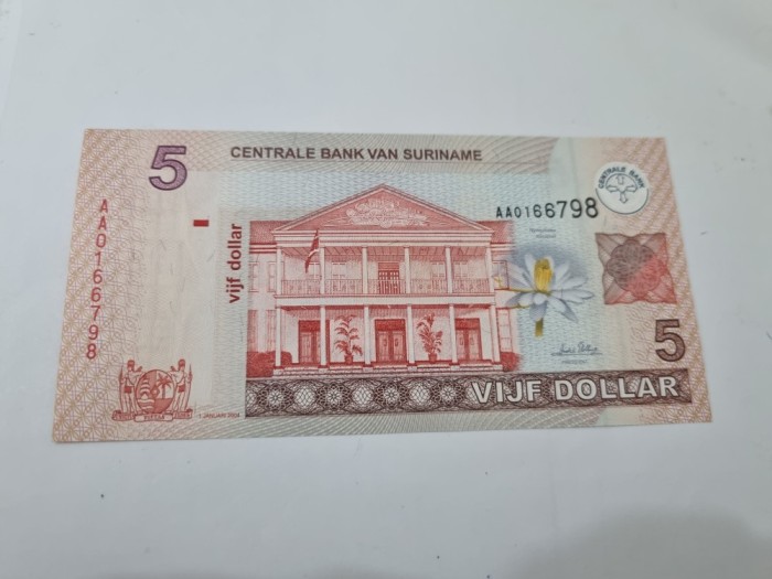 bancnota suriname 5 g 2004