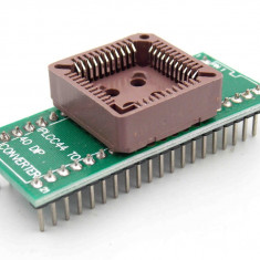 PLCC44 to DIP40 EZ Programmer adapter socket (p.641)