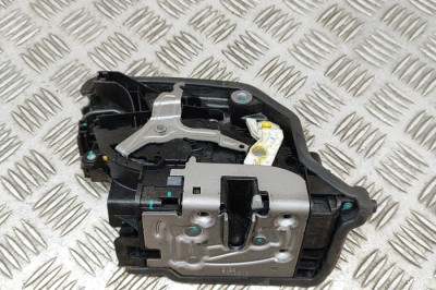 &amp;Icirc;ncuietoare ușă dreapta față BMW X5 F15, F85 2015 OEM: 7362790 26595039 foto