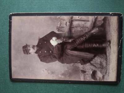 fotografie atelier . DISTINS DOMN MILITAR ,dimensiuni 11 cm x 6 cm foto