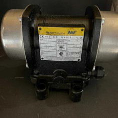 Vibrator electric Netter 230/400 V 1500 rpm 296 N