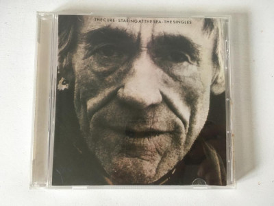 * CD muzica: The Cure &amp;ndash; Staring At The Sea - The Singles foto