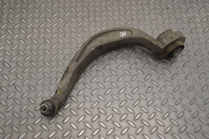 Braț curbat dreapta față AUDI A4 Avant 8K5, B8 2009 OEM: 8K0407696E 20950872