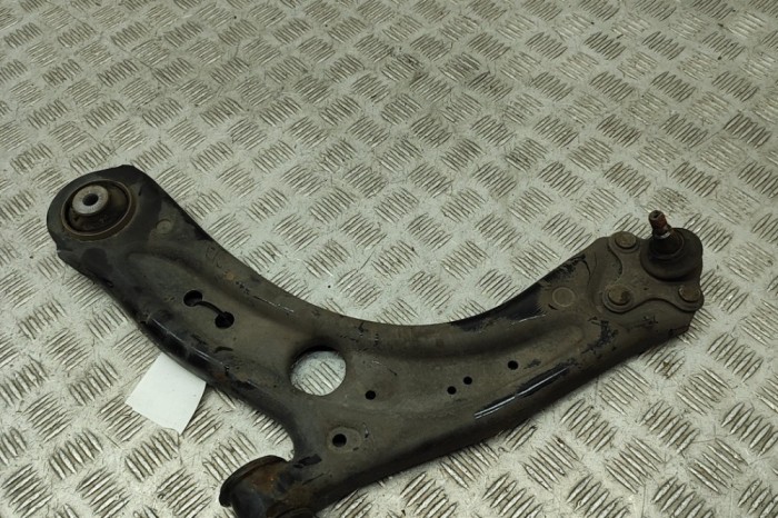 Braț inferior st&acirc;nga față AUDI Q2 GA 2020 OEM: 81A407151E 30406552