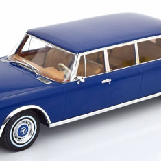 Macheta Mercedes Benz 600 LWB W100 Pullman 1969 albastru- MCG 1/18