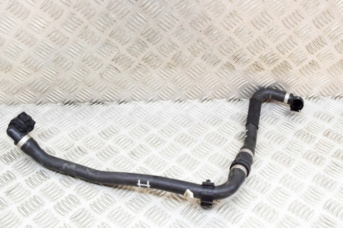 Furtun de lichid de răcire BMW iX3 G08 2021 OEM: 7926275 | 21327010