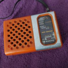 RADIO portabil vechi de colectie,Radio SANYO Model 1250,SANYO ELECTRONIC