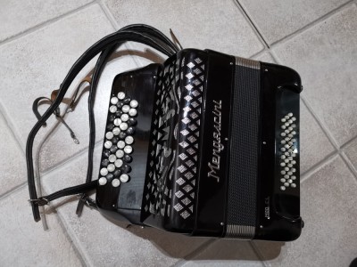 Acordeon Mengascini foto