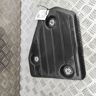 Scut motor st&amp;acirc;nga spate MG MG 3 2024 OEM: 18023480,11555293 foto