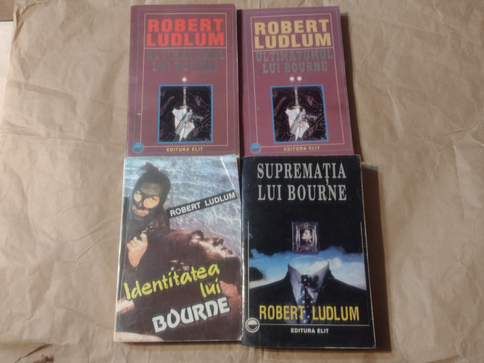 ROBERT LUDLUM-IDENTITATEA LUI BOURNE+SUPREMATIA LUI BOURNE+ULTIMATUMUL LUI BOURN