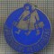 Y 946 INSIGNA- JORGENSENS REJSEBUREAU -DANEMARCA -PENTRU COLECTIONARI