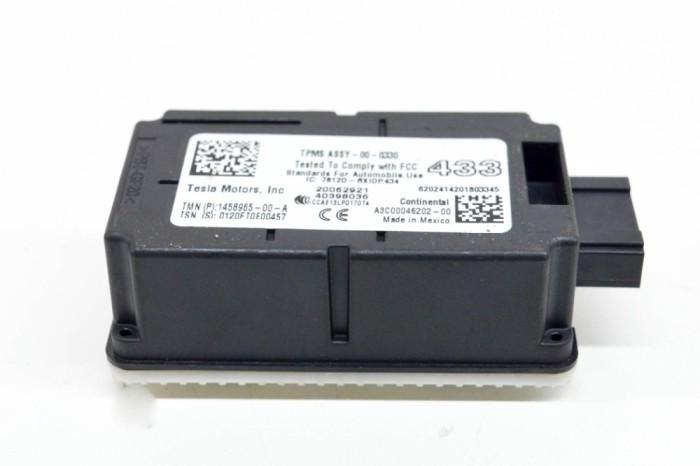 Modul de control presiune anvelope TESLA MODEL 3 2020 OEM: A3C00046202,1458965-00-A,7812D-RXIDP434 13824200