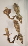 Superb set de aplice antice cu un braț din bronz masiv in stilul francez Louis ,piese cu o lucrătură de o foarte mare finețe