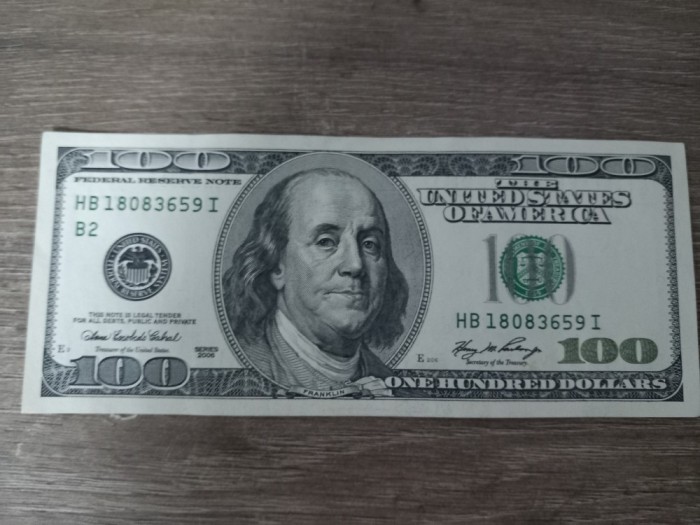 100 $